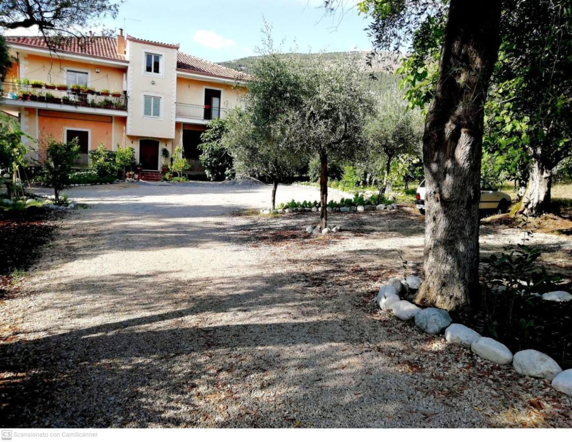 Bed and Breakfast L'Oasi Auletta Екстер'єр фото